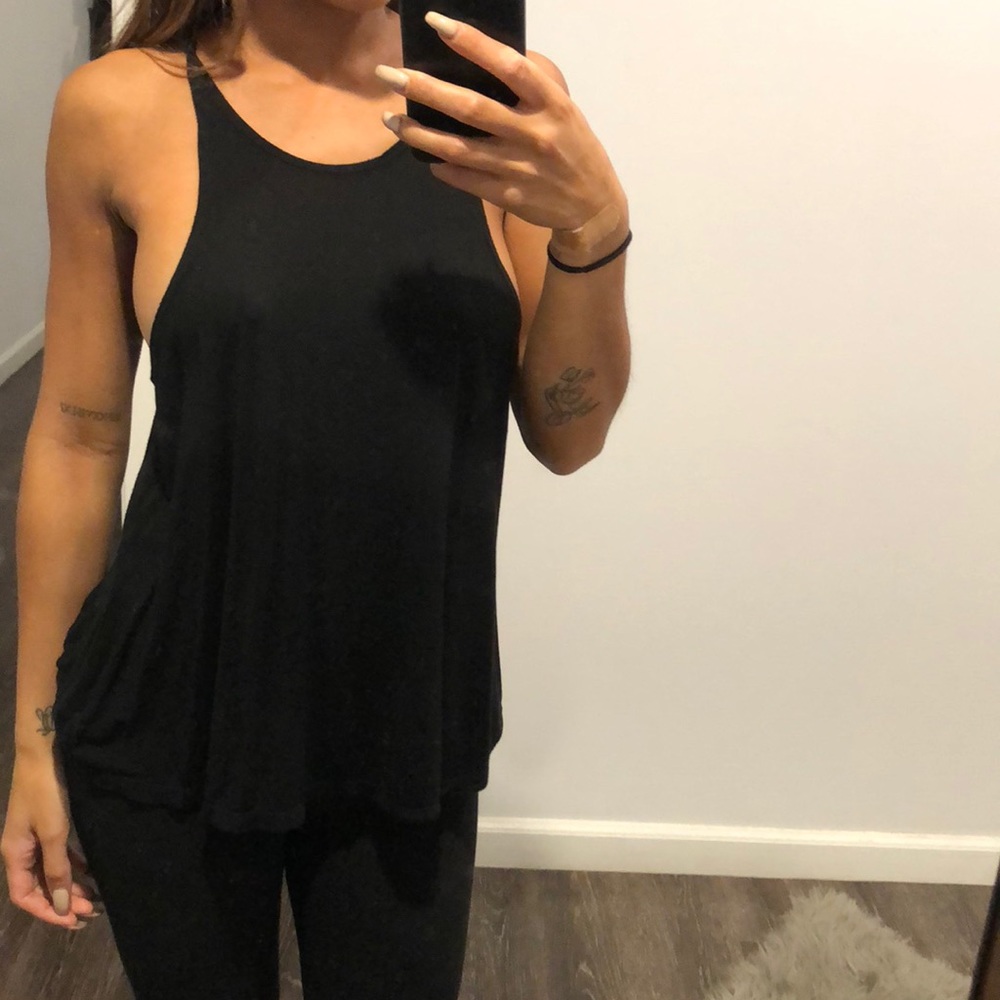 Black flowy tank